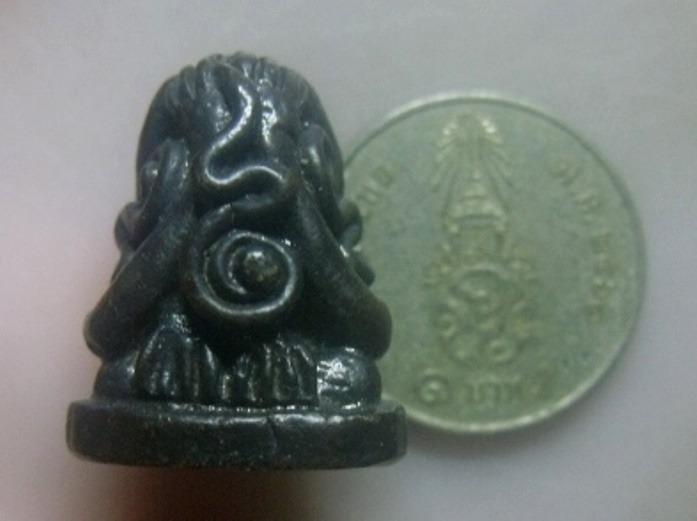 **เบา​ๆ​**พระปิดตามหาอุตม์ ยันต์รอบองค์ เนื้อโลหะผสม เก่า ไม่ทราบที่**เนื้อจัด เชิญชมครับ 