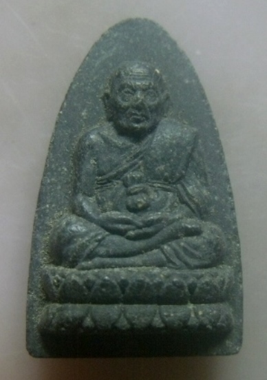 **เบาๆ**หลวงปู่ทวด เนื้อว่าน พ่อท่านเนียน สำนักสงฆ์ต้นเลียบ สงขลา ปี ๒๕๓๙**สวยๆ