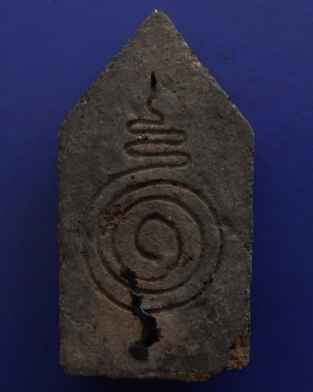 ขุนแผนเนื้อดิน หลังยันต์ สูง 5.9 ซ.ม. พระบ้านเก่าเก็บหลายสิบปี