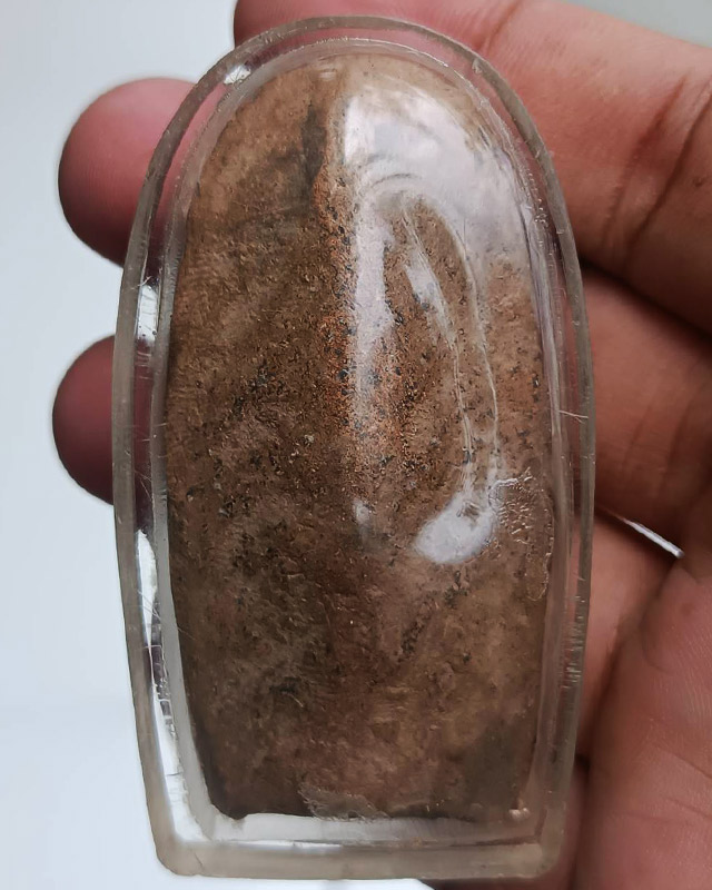 พระนาคปรกเนื้อดิน เลี่ยมเดิมแกะทองขาย สูง 6 ซ.ม.เศษ พระบ้านเก่าเก็บหลายสิบปีไม่ทราบที่