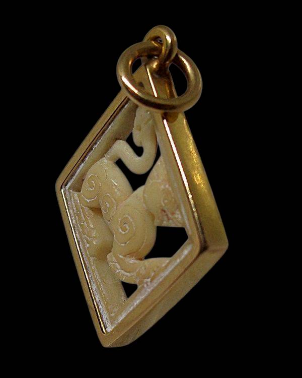 สิงห์สามขวัญ กรอบกระจก งาแกะ หลวงพ่อเดิม วัดหนองโพ จ.นครสวรรค์