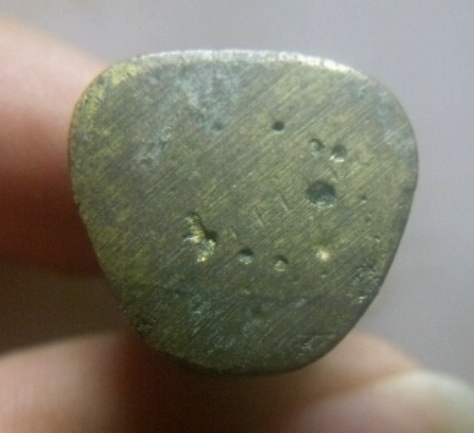 **เบาๆ**รูปเหมือนหลวงปู่ทวดพิมพ์อุ้มลูกแก้วนั่งงู วัดพะโคะ เนื้อโลหะผสม**สวยๆ เชิญครับ