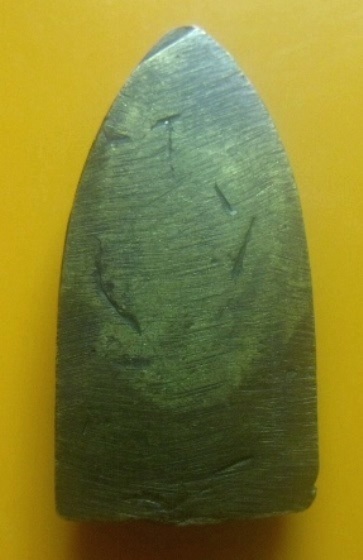 **เบา​ๆ​**หลวงปู่ทวดหลังเตารีด พิมพ์ใหญ่ เนื้อทองผสม เก่าๆ ไม่ทราบที่**สวยๆ เชิญชมครับ 