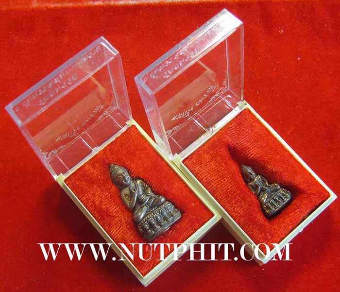 ครบชุดพระกริ่งอมรวดี ใหญ่+เล็ก วัดอมรวดี อัมพวา สมุทรสงครามสวยกริ๊บยันกล่อง*99