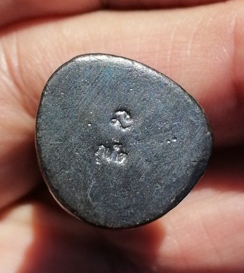 หลวงปู่ทวด รูปหล่อพิมพ์บัวรอบ ตอกโค๊ดใต้ฐาน วัดในหาน จ.ภูเก็ต ปี 2536 เคาะเดียว