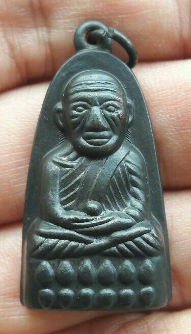 หลวงปู่ทวดแจกปีนัง ปี 07 สวยสมบูรณ์ คมชัด ท่านอาจารย์ทิม สร้างและปลุกเสก เคาะเดียว(5)