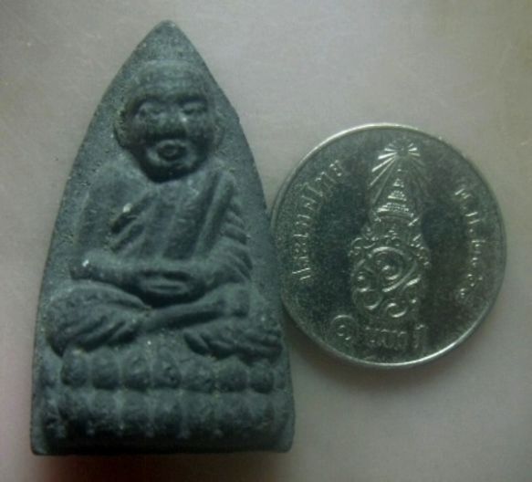 **เบาๆ**หลวงปู่ทวด เนื้อว่าน หลังยันต์ วัดพุทธภูมิ พระอารามหลวง จ.ยะลา**สวยๆ