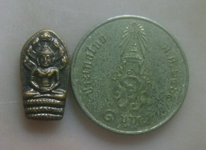 **เบา​ๆ​**พระปรกใบมะขาม มหาโชค มหาชัย หลวงพ่อพยุง สุนทโร วัดบัลลังก์ จ.สุพรรณบุรี ปี ๒๕๔๐**สวยๆ