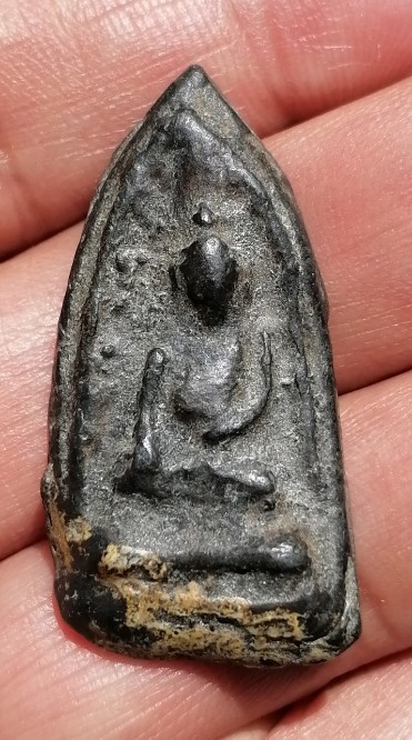 พระสรรค์นั่งไหล่ยก​ เนื้อชินเงิน​ หลวงพ่อกวย​ วัดโฆสิตาราม​ จ.ชัยนาท​ ยุคต้น​ หายาก​ เคาะเดียว     