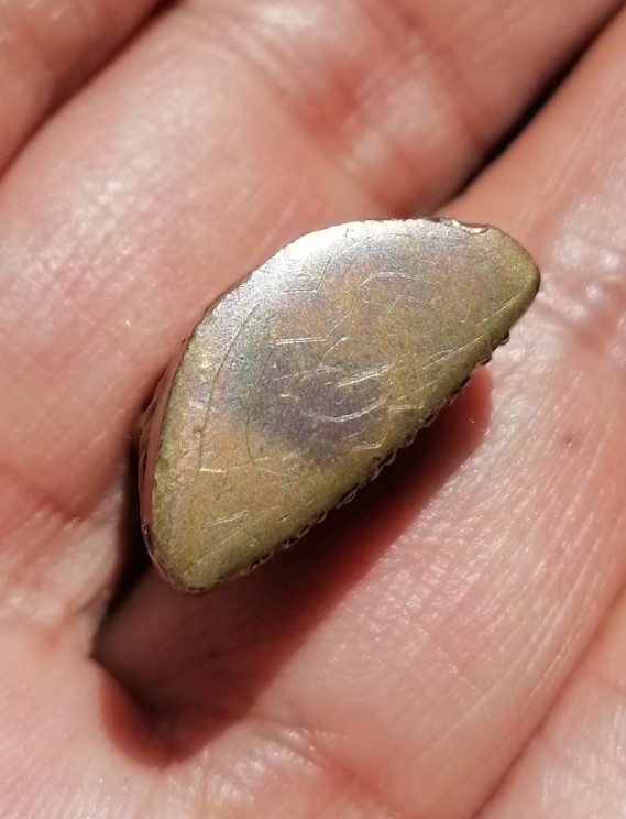 รูปหล่อหลวงพ่อเดิม​ วัดหนองโพ เพดานโบสถ์​ ปี​ 2493 ตำหนิชัดเจน​ มีจารใต้ฐาน​ เคาะเดียว     