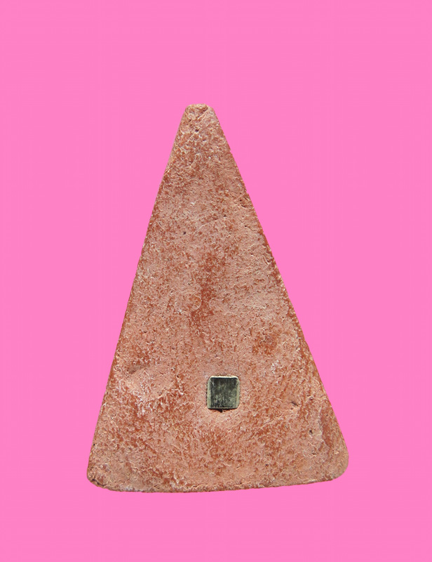 นางพญา เนื้อดินหลังฝังเพชรหน้าทั่ง