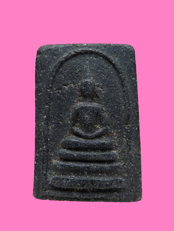 สมเด็จแขนหักศอก เนื้อดำ