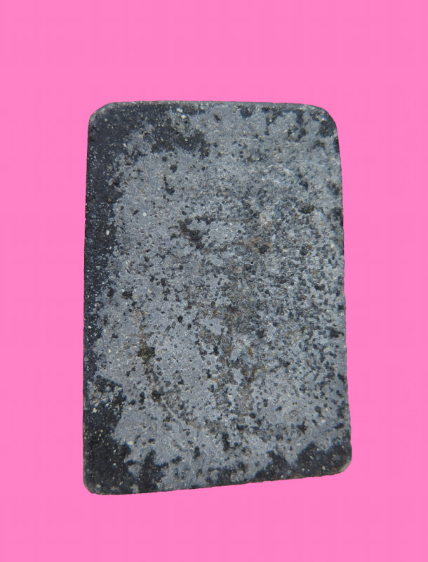 สมเด็จแขนหักศอก เนื้อดำ