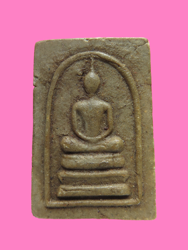 สมเด็จเนื้อผงน้ำมัน มีเกสาสีขาว