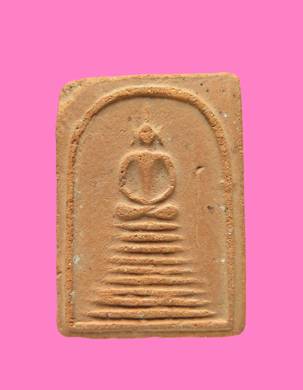 สมเด็จเนื้อดิน พิมพ์ฐานเก้าชั้น