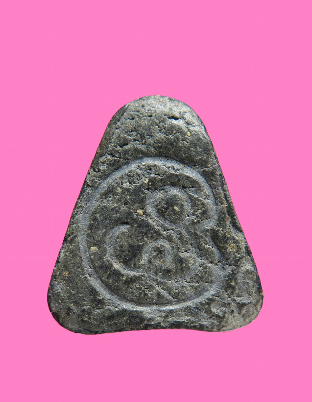 พระปิดตา เนื้อผงเขียว ไม่ทราบที่ มีเกสา หลังยันต์