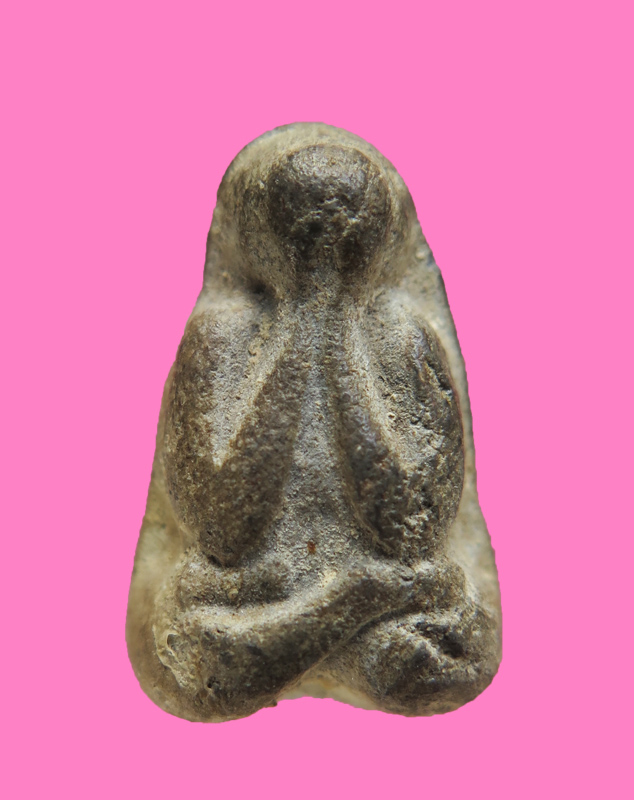 พระปิดตา เนื้อผงสีเทา เก่ามาก