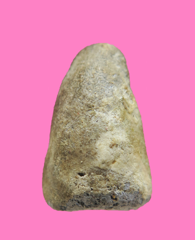 พระปิดตา เนื้อผงสีเทา เก่ามาก