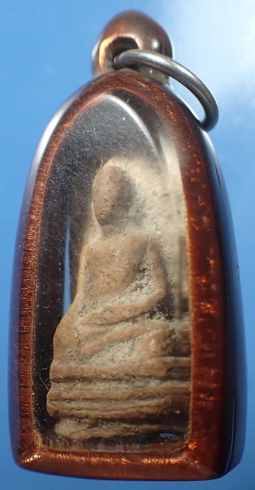 พระรอด วัดพระสิงห์ ปี ๒๔๙๖ เลี่ยมพลาสติกวินเทจเก่าโบราณ+บัตรรับรองพระแท้*110