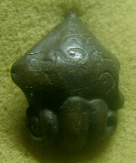 **เบาๆ**พระอุปคุต หล่อโบราณ หลังยันต์ เนื้อโลหะผสม เก่าๆ ไม่ทราบที่**เนื้อจัด สวยๆ