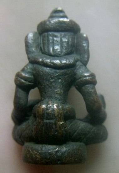 **เบาๆ**รูปหล่อพระพิฆเนศ เนื้อทองแดงเถื่อน หล่อเก่า ไม่ทราบที่**เนื้อจัด สวยๆ เชิญชมครับ