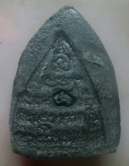 **เบา​ๆ​**หลวงปู่ทวด ย้อนยุคพิมพ์สามทวด รุ่นเสาร์ห้า ผสมผงเก่าพระสามทวดปี 07**พิธีดี มวลสารเยี่ยม