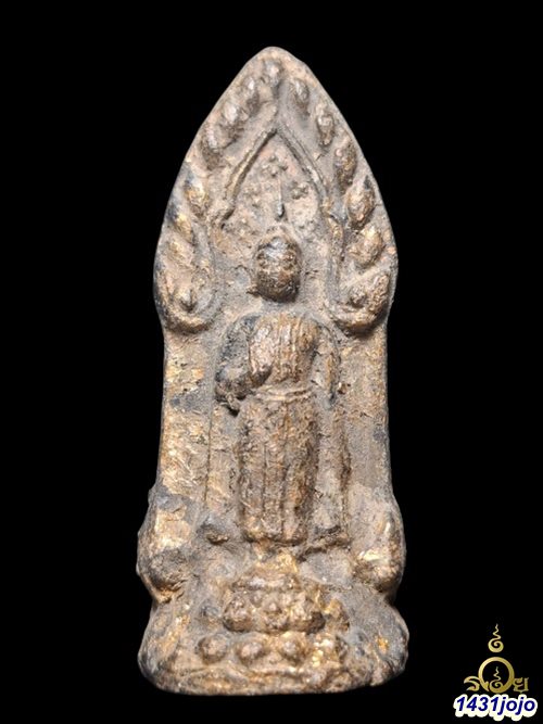 พระกรุวัดประยูรวงศาวาส พิมพ์ปางประทานพร เนื้อดินเผา ลงรักปิดทอง อายุกว่า 300 ปี