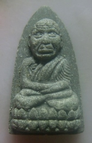 **เบา​ๆ**หลวงปู่ทวดเนื้อว่านพิมพ์ใหญ่ วัดเมืองยะลา ปี ๓๙(รุ่นเครื่องบินตก) หลังลายนิ้ว**ประสบการณ์ดี