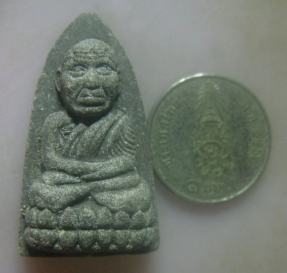 **เบา​ๆ**หลวงปู่ทวดเนื้อว่านพิมพ์ใหญ่ วัดเมืองยะลา ปี ๓๙(รุ่นเครื่องบินตก) หลังลายนิ้ว**ประสบการณ์ดี