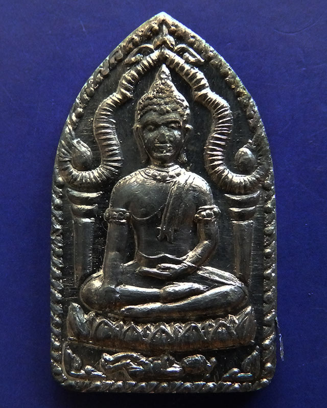 7.พระยอดขุนพลปั๊ม หลวงพ่อฑูรย์ วัดโพธินิมิตร เนื้อชินพิมพ์เล็ก พ.ศ. 2527 สูง 3 ซ.ม. สร้างจากเนื้อชิน