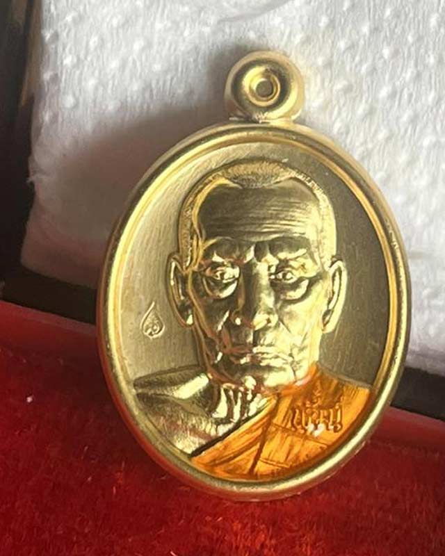 หลวงพ่อพัฒน์ ปุญฺญกาโม วัดห้วยด้วน จ.นครสวรรค์ รุ่น เลื่อนสมณศักดิ์