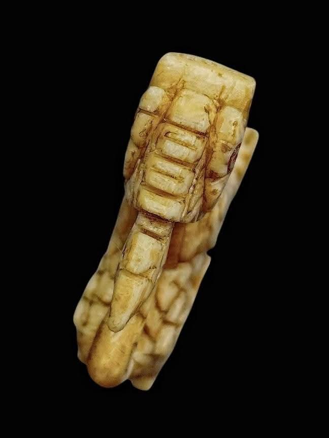 สิงห์งrแกะ ศิลปะงดงามเนื้อหาเก่าๆ มันๆ พอมีอายุ