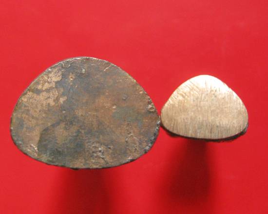 พระกริ่ง พระชัยวัฒน์ เนื้อนวะ หลวงพ่อเกษม เขมโก รุ่นชนะศึกชายแดน ปี ๒๘ พร้อมกล่องเดิม