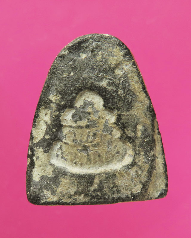 พระปิดตาเนื้อผง หลังยันต์น้ำเต้า ไม่ทราบที่ เก่า