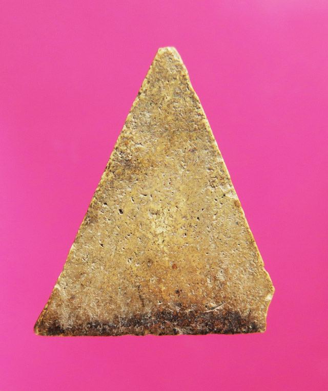 สมเด็จพระครูมูล วัดสุทัศน์ กรุงเทพ พิมพ์สามเหลี่ยมมีหน้ามีตา ปี2495