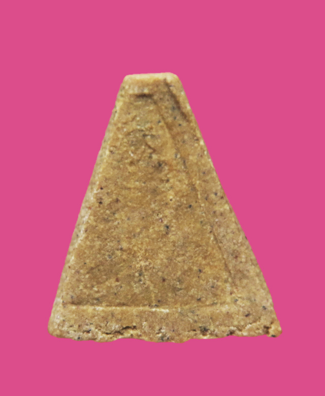 พระหลวงพ่อเพชร วัดลานบุญ เนื้อผงน้ำมัน หลังยันต์ ปี12