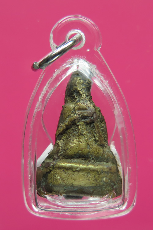 พระชัยวัฒน์ พระครูลืม วัดอรุณ