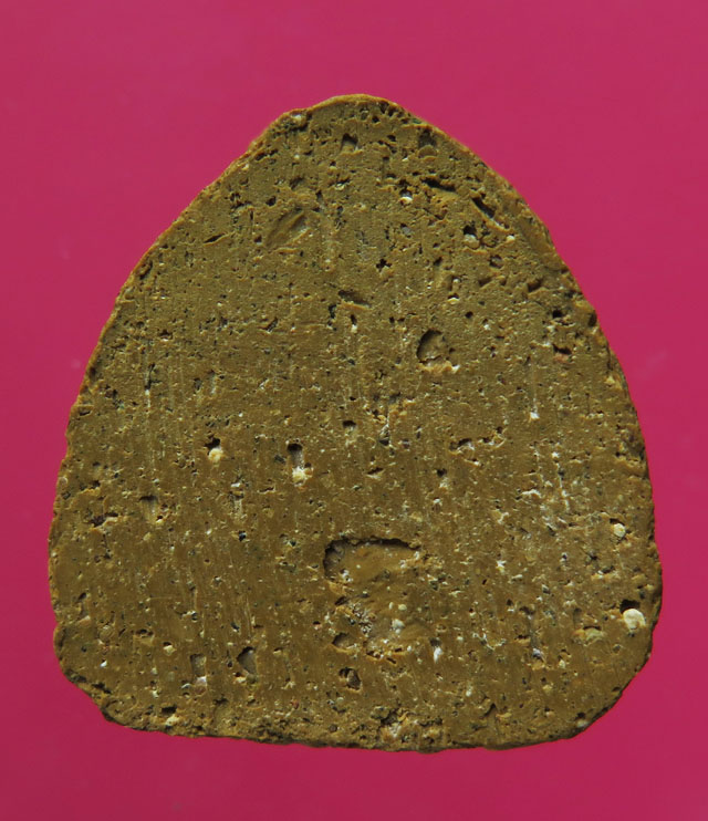 พระปิดตา เนื้อแก่น้ำมัน สายเมืองชล