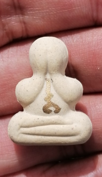 พระปิดตาเหนือดวง​ หลวงปู่เอี่ยม​ ปฐมนาม วัดสะพานสูง​ กรุงเทพ ปี 2567 พร้อมกล่องเดิม เคาะเดียว(4)