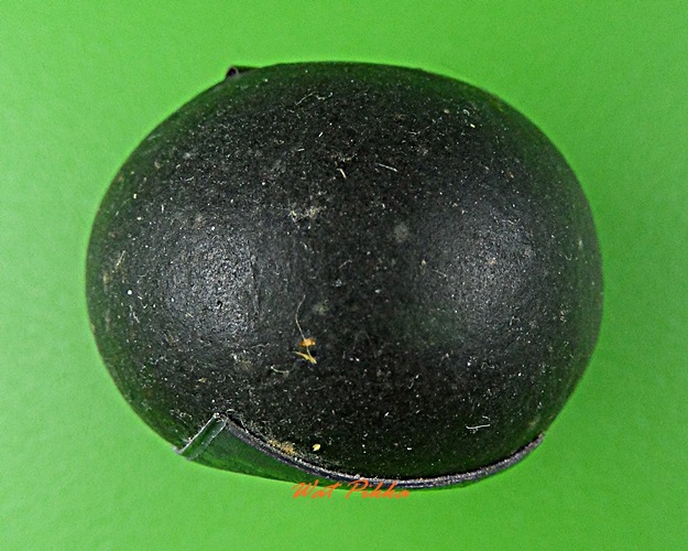 ลูกอมผงมหาว่าน ฝังตะกรุดเงิน หลวงปู่สิงห์ วัดบ้านขี้เหล็ก ศรีสะเกษ .D340.