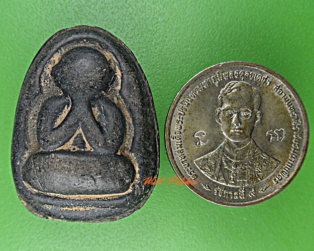 พระปิดตาแข้งหมอนหลวงปู่จีน วัดท่าลาด ฉะเชิงเทรา .D466.