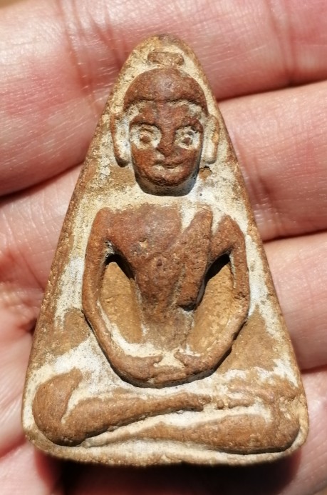 พระกันผี​ พิมพ์ใหญ่​ เนื้อดิน หลวงพ่อกวย​ ชุตินธโร​ วัดโฆษิตาราม​ ยุคต้น​ เคาะเดียว     