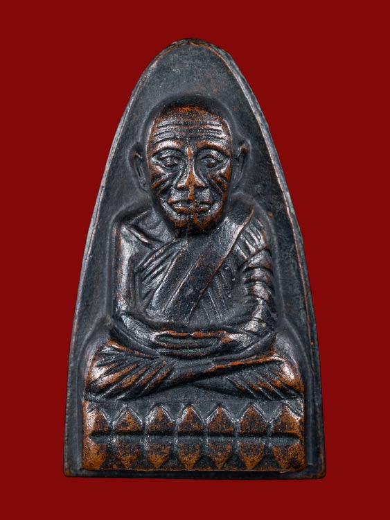 พระหลวงปู่ทวดหลังตัวหนังสือพิมพ์ใหญ่ พิมพ์หน้าโบราณ/กรรมการ(ใ.ไม่แตก) วัดช้างให้ ปี2508