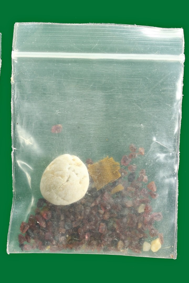 หอนพญานาค(ปฐวีธาตุ)+พลอยเสก+จีวรหลวงปู่คำพันธ์ โฆสปัญโญ วัดธาตุมหาชัย นครพนม