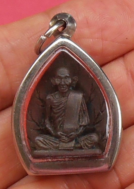 เหรียญหล่อใบโพธิ์ หลวงปู่เส็ง วัดบางนา ปทุมธานี ปี๒๕๒๗