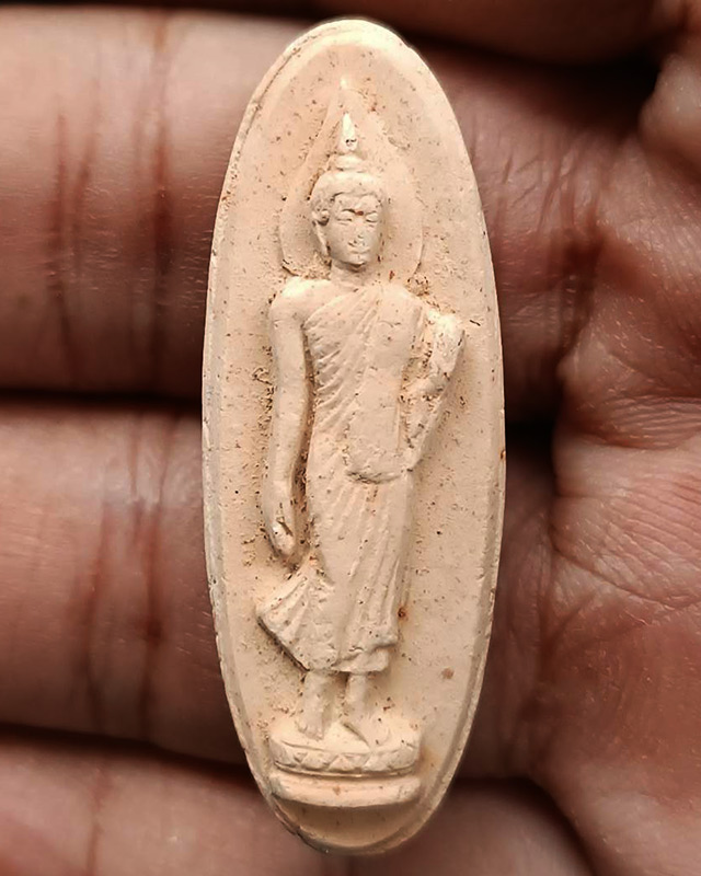 11.พระ 25 พุทธศตวรรษ เนื้อดินแร่ สภาพสวยเดิม