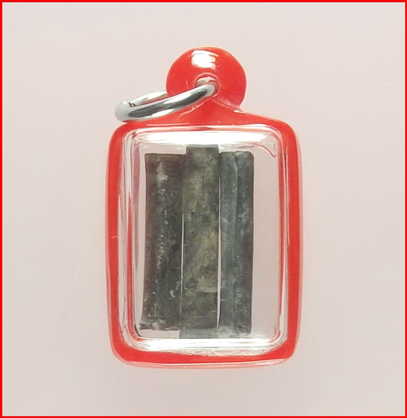 ตะกรุดหลวงพ่อปา วัดโบสถ์ จ.ชัยนาท ชุด 3 ดอก สุดยอดคงกระพัน แคล้วคลาด เลี่ยมพร้อมบูชา