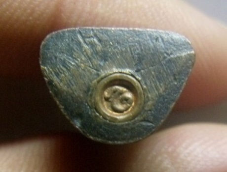 **เบาๆ**รูปหล่ออุดกริ่ง หลวงพ่อทองแถม วัดทองพุ่มพวง จ.สระบุรี ปี ๒๕๓๓**สวยๆ