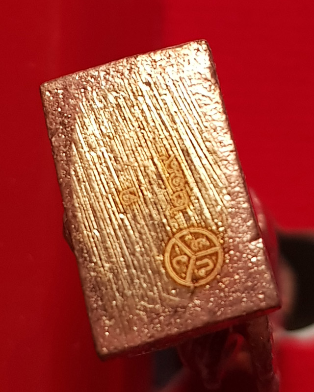 รูปหล่อท้าวเวสสุวรรณ ยกฐานะ ทองนำโชค หลวงพ่อทอง วัดบ้านไร่ เนื้อทองแดงลงยาสีชมพู พร้อมกล่องเดิม