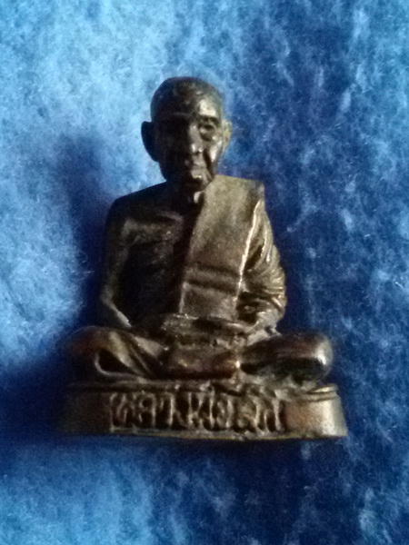 พระรูปหล่อพระครูอินทคณานุสิชฌน์(หลวงพ่อเจ็ก) วัดระนาม จ.สิงห์บุรี